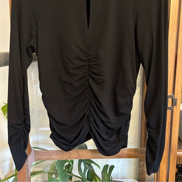 FRAME Felicity Black Ruched Jersey Keyhole Top - Picture 7 of 9